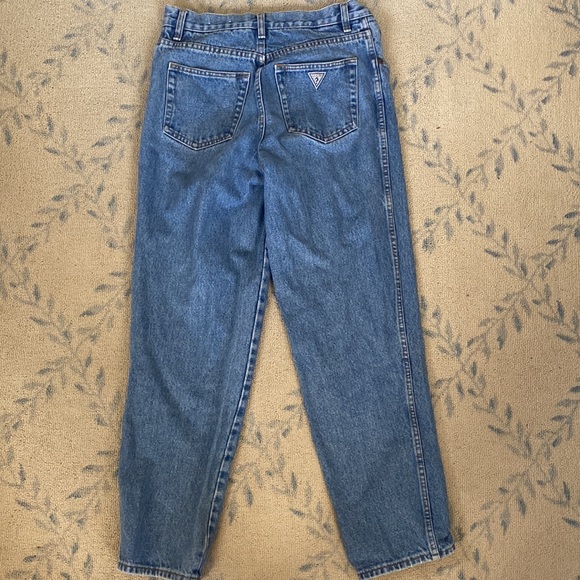 GUESS mom jeans - Picture 3 of 3